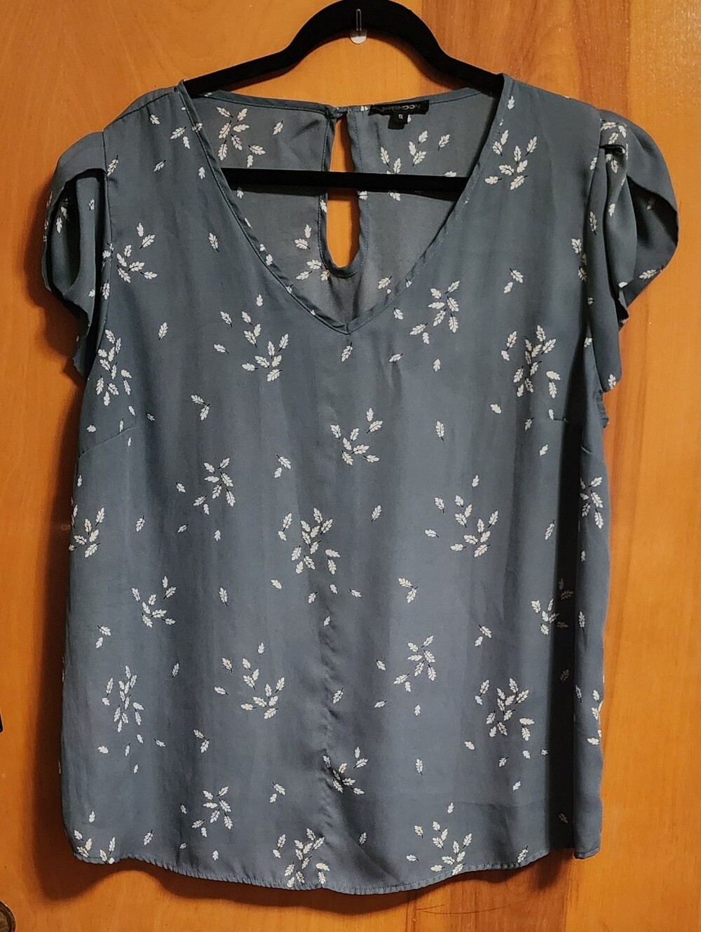 Plus Size Papermoon Steel Blue Floral V-Neck Flutter Sleeve Blouse